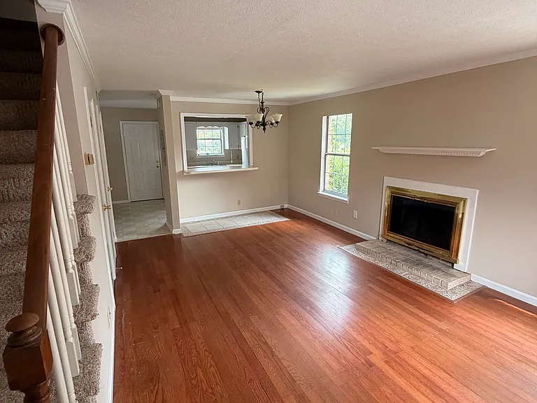 288 Donna Dr #H — Photo 7