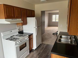 1170 S Forums Ct, Wheeling, IL 60090