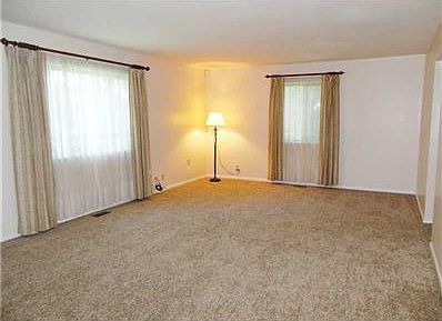 4th image of 3549 Luewan Dr