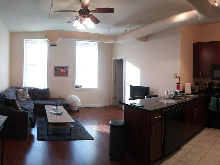 222 N College Ave — Photo 19
