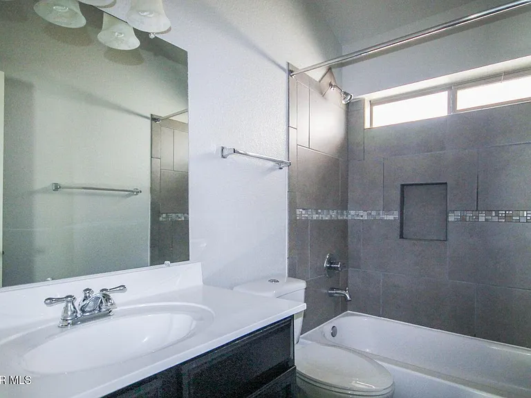4833 Adrian Campos St — Photo 16