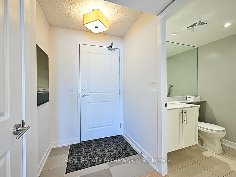 125 Western Battery Rd #913 — Photo 32
