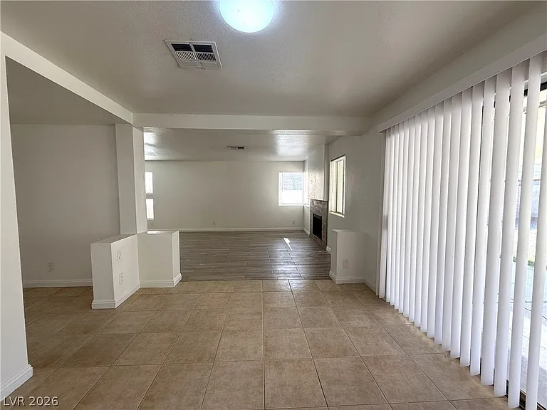 4537 Fireside Ln — Photo 8