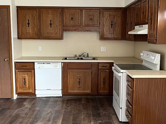 3rd image of 410 Academy St Unit A-4