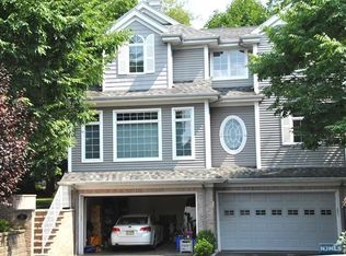 218 County Rd, Tenafly, NJ 07670