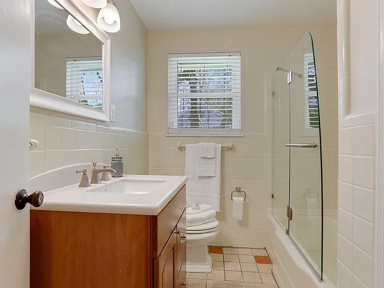 1397 Scott Blvd — Photo 9