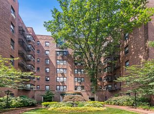 6910 Yellowstone Blvd APT 427, Flushing, NY 11375