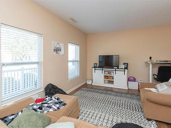 4th image of 12205 Bubbling Brook Dr Unit 400