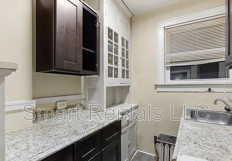 5618 S Grand Blvd #1 — Photo 24