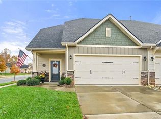 124 Canter Ln, Mooresville, NC 28115
