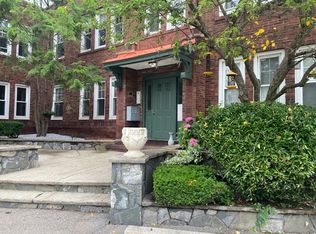 146 Irving Ave #2, Providence, RI 02906