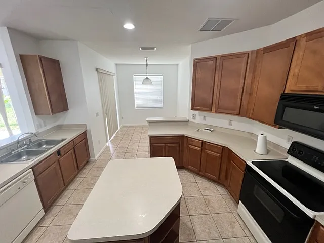 2927 River Birch Dr — Photo 5