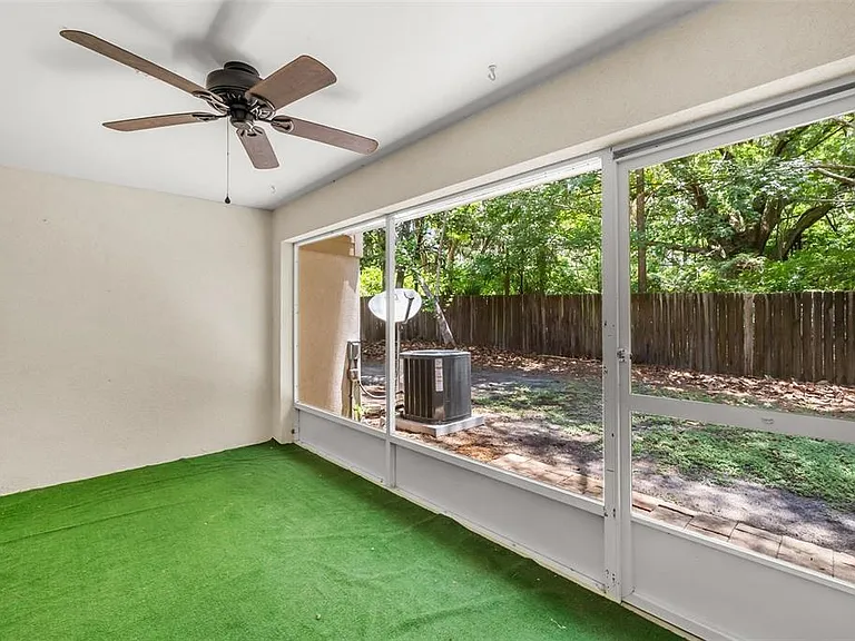 4605 SW 48th Dr #155 — Photo 18