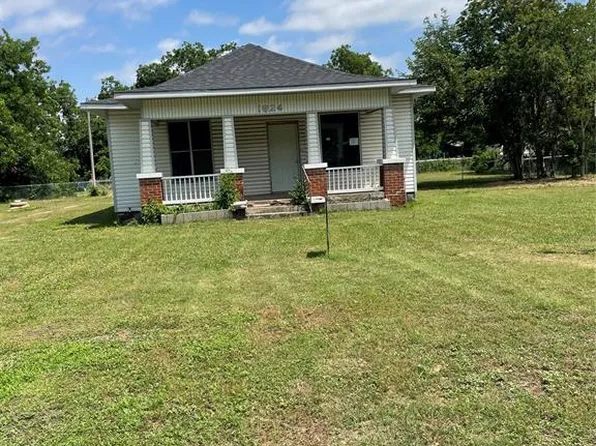 1624 W Idaho Ave, Chickasha, OK 73018