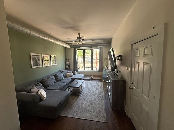 2nd image of 919 N Damen Ave APT 2F