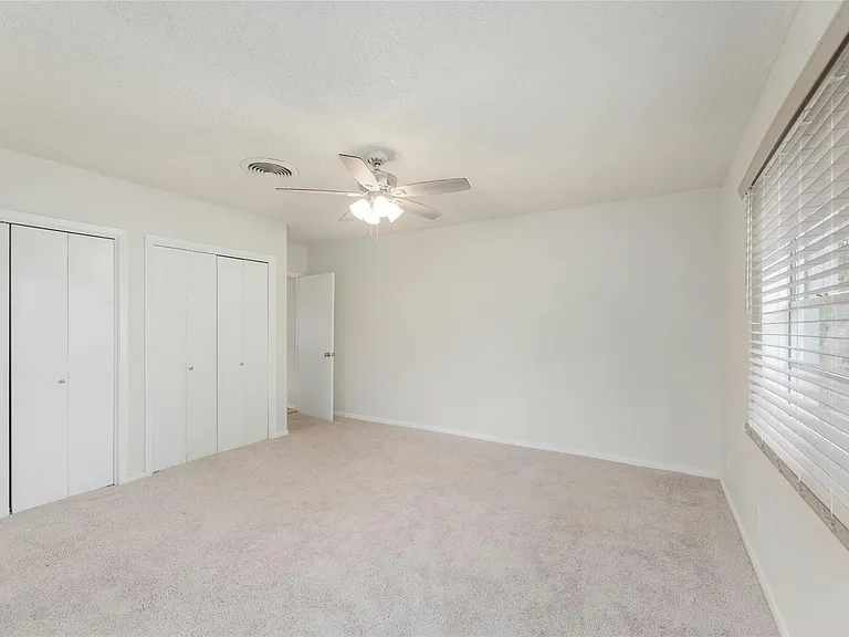 419 N Doak St — Photo 19