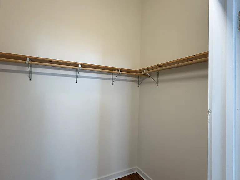 113 E Innes St #113 — Photo 16