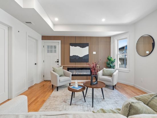 33 Kenberma Rd Floor 2, Dorchester Center, MA 02124