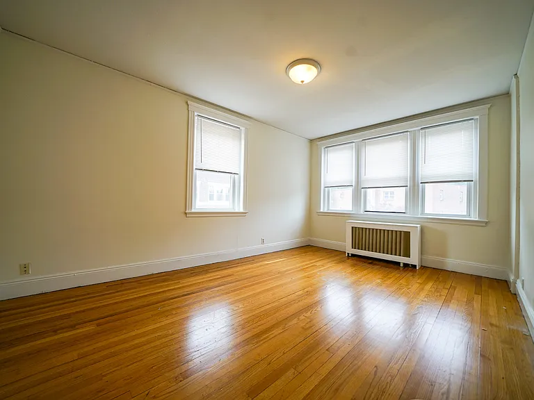 58 Selkirk Rd #12 — Photo 10
