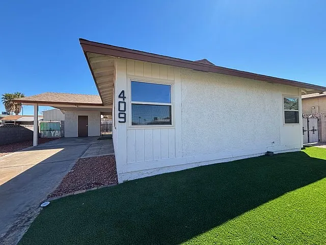 409 Daffodil Dr — Photo 5