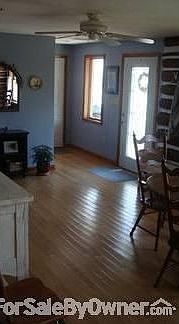 Dining area
						:
						Dining area, front and garage entrance