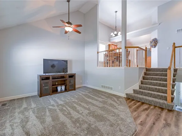 8977 NE 109th Ter, Kansas City, MO 64157