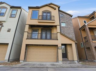 11017 Upland Forest Dr, Houston, TX 77043