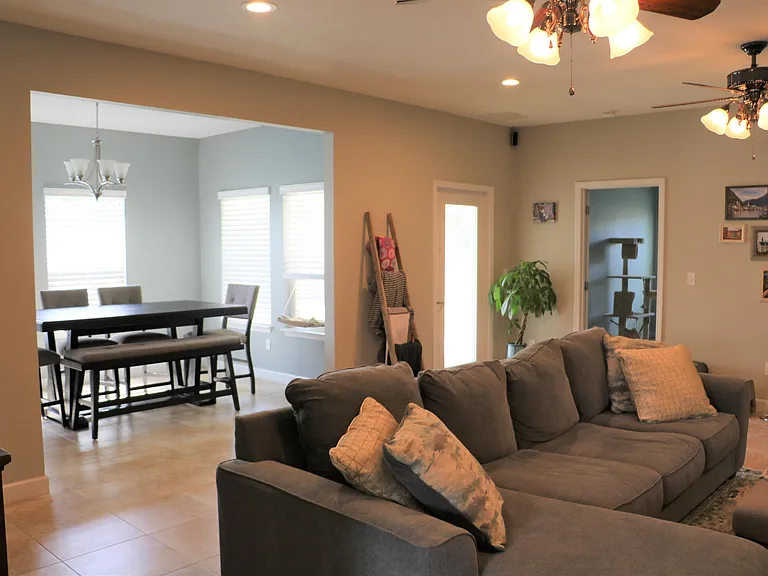 210 Michael Ave — Photo 9