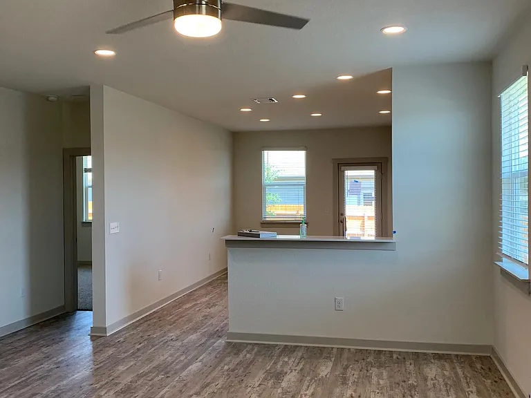 2310 Clemence Ln — Photo 2