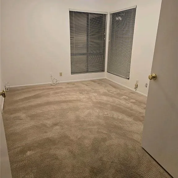23921 Copenhagen St — Photo 12