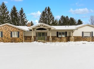 8350 Allen Rd, Clarkston, MI 48348