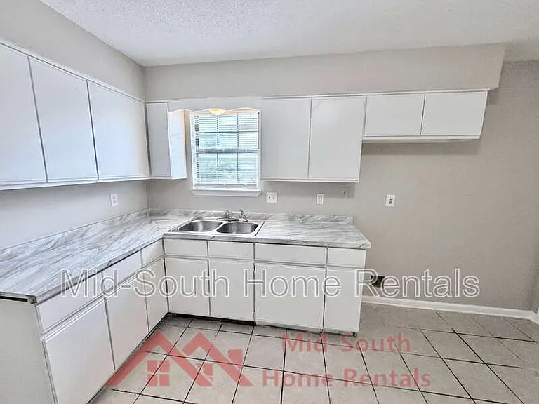 2587 Wellons Ave — Photo 8
