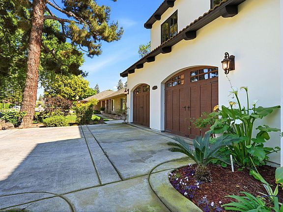 4th image of 3939 W Robinwood Court W