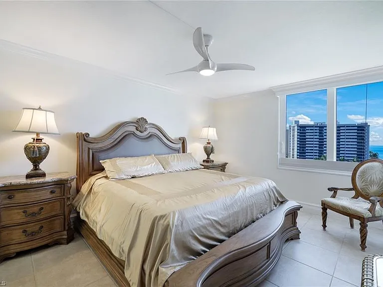 4041 Gulf Shore Blvd N #802 — Photo 18