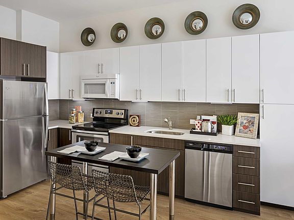 2nd image of 165 Cambridgepark Dr #8826010