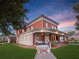 216 E Pike St, Martinsville, IN 46151