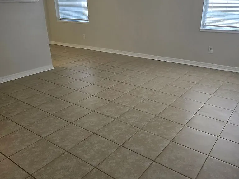 320 Pleasant Grove Rd — Photo 3
