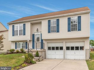 2102 Cross Trails Rd, Baltimore, MD 21244