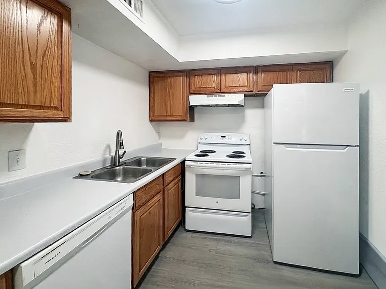 13020 N 21st Pl #U08 — Photo 38