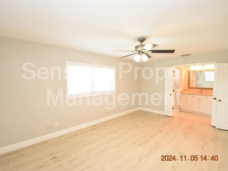 3827 Frostwood Ct — Photo 23