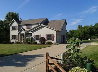 4651 Greenview Ct, Avon, OH 44011