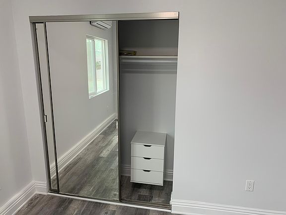 5th image of 7536 Kraft Ave