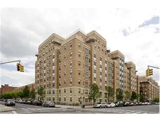 Sold by Douglas Elliman | media 25