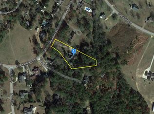 302 Walden Pond Rd, Headland, AL 36345