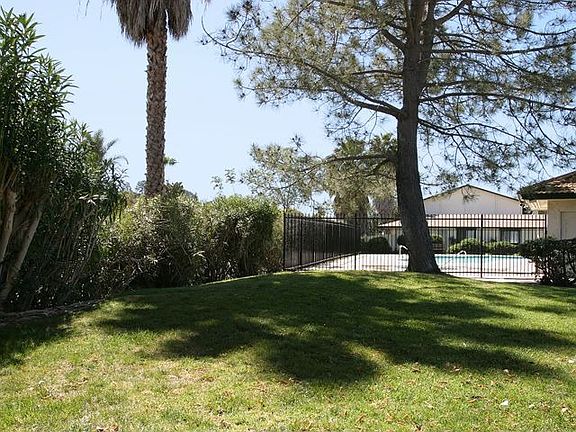 2nd image of 4135 Tiberon Dr