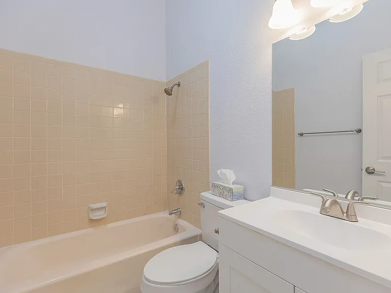 762 Stafford Ct — Photo 21