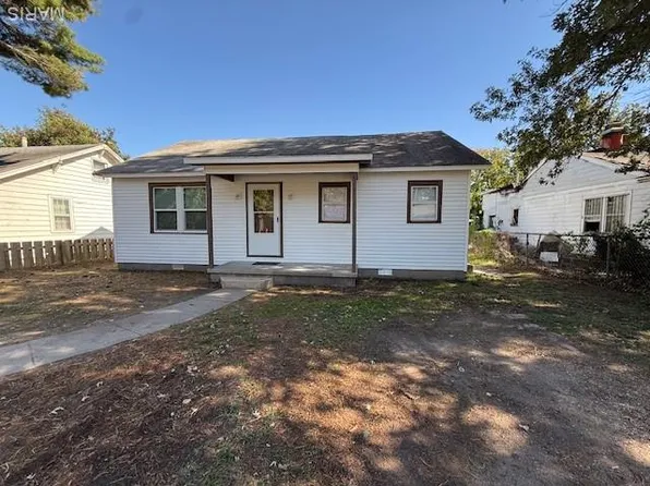 516 Coleman Ave, Sikeston, MO 63801