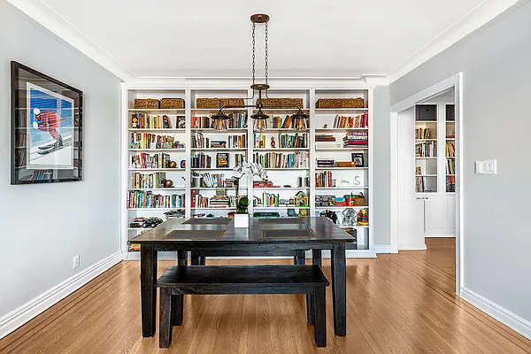 Sold by Compass | media 3