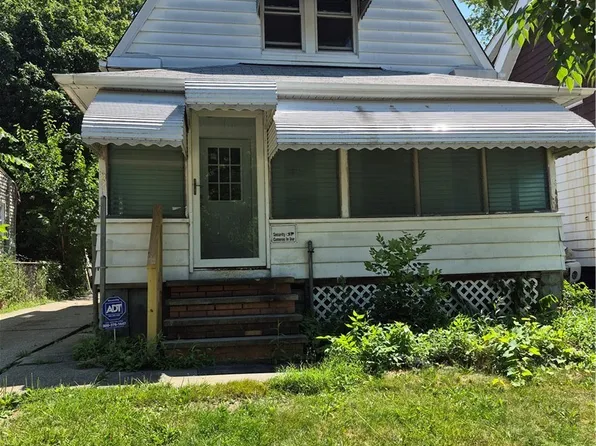 2095 W 103rd St, Cleveland, OH 44102