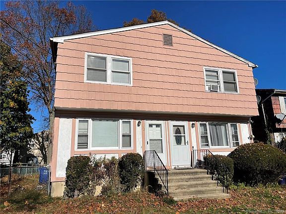 3rd image of 152 Earl Ave